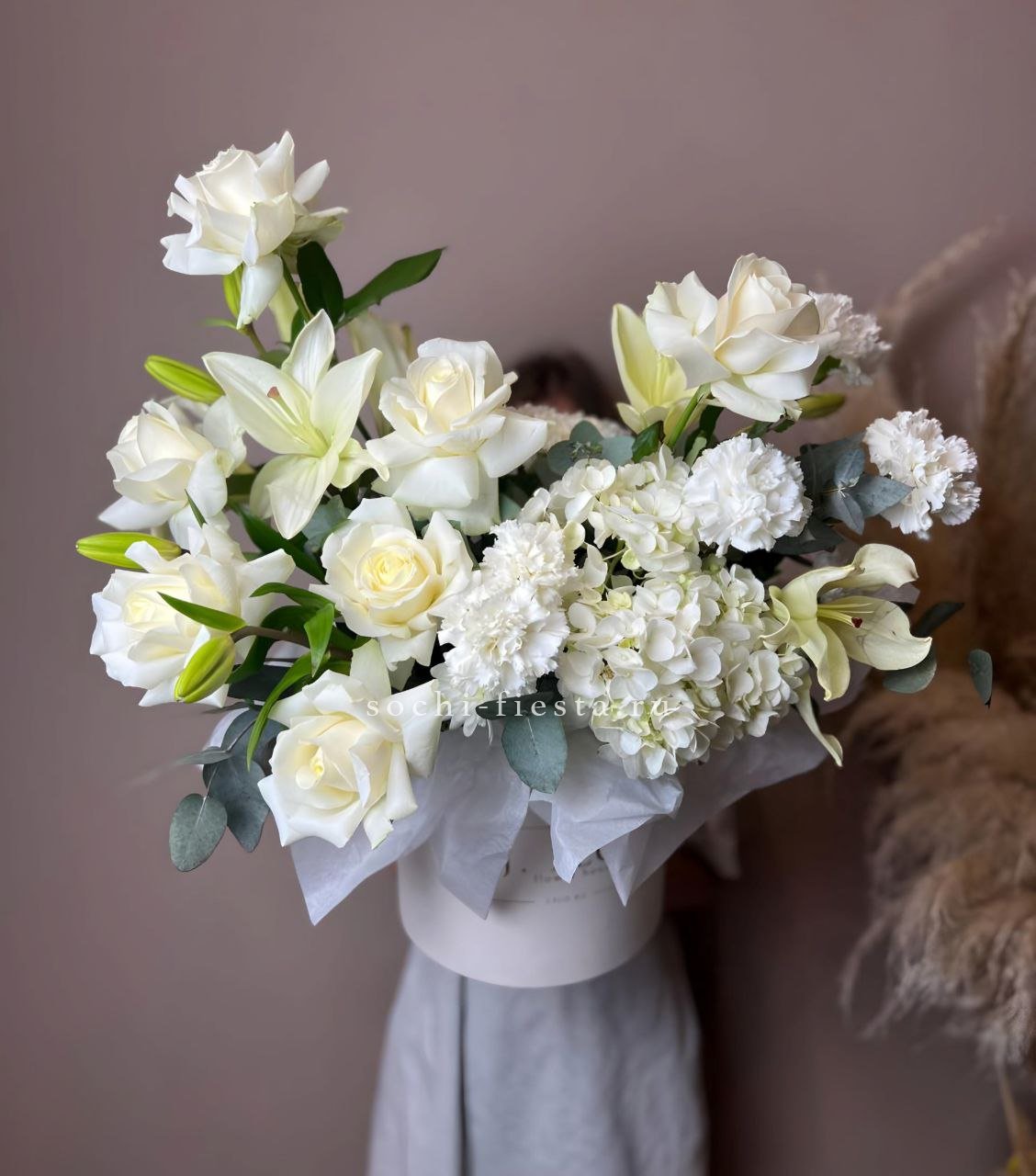 Цветочный бокс White Dreams