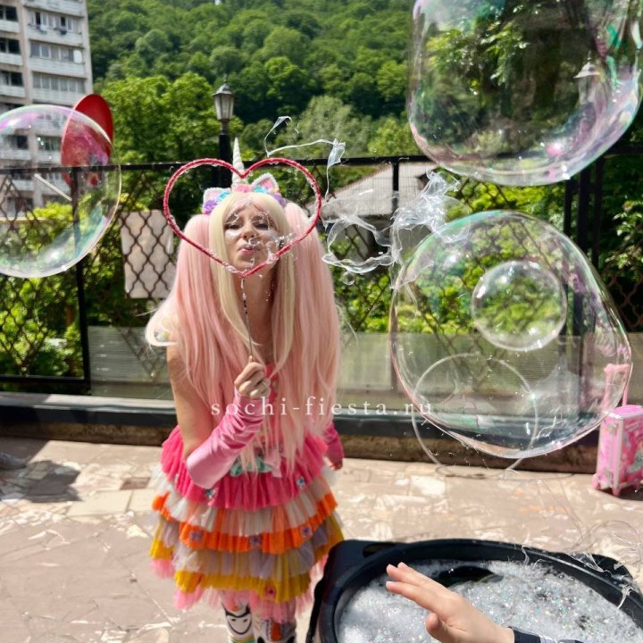 Шоу мыльных пузырей в Твери