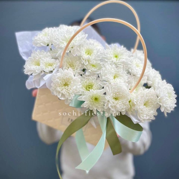 Сумочка с хризантемами в Твери