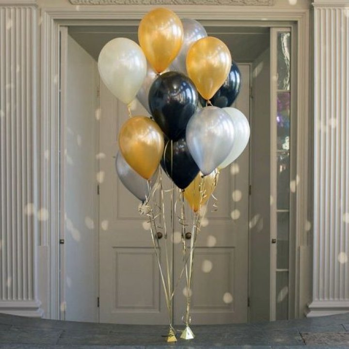 Фонтан шаров "Фаерворк" в Твери