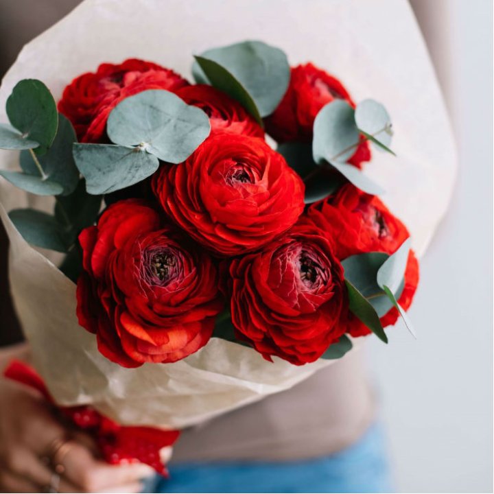 Букет ранункулюсов  в Твери