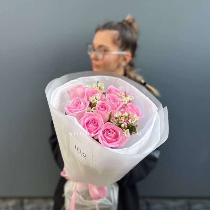 Букет розовых роз  в Твери