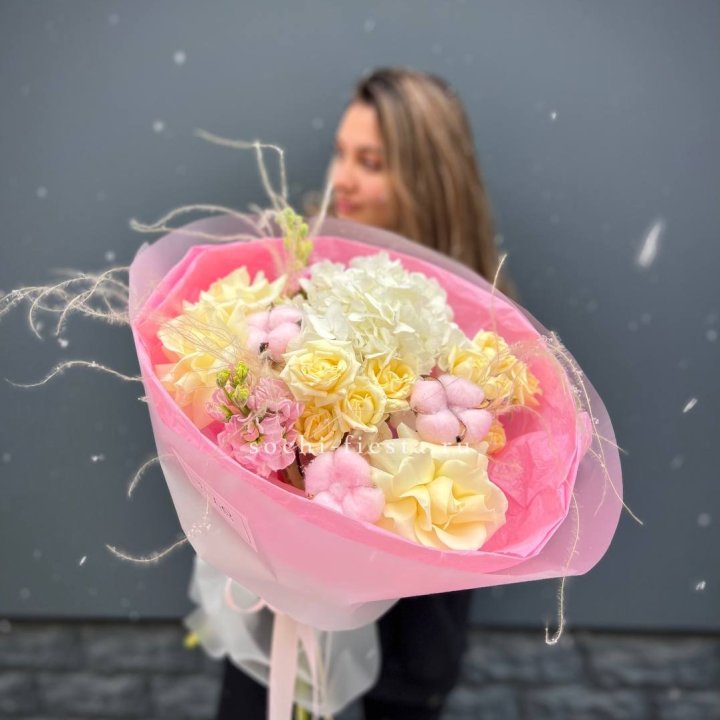 Букет "Кети долу" в Твери