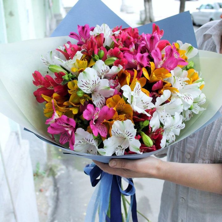 Микс альстромерий в Твери