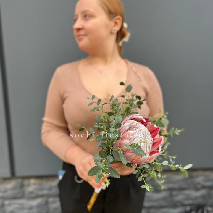 Свадебный букет "Протея" в Твери