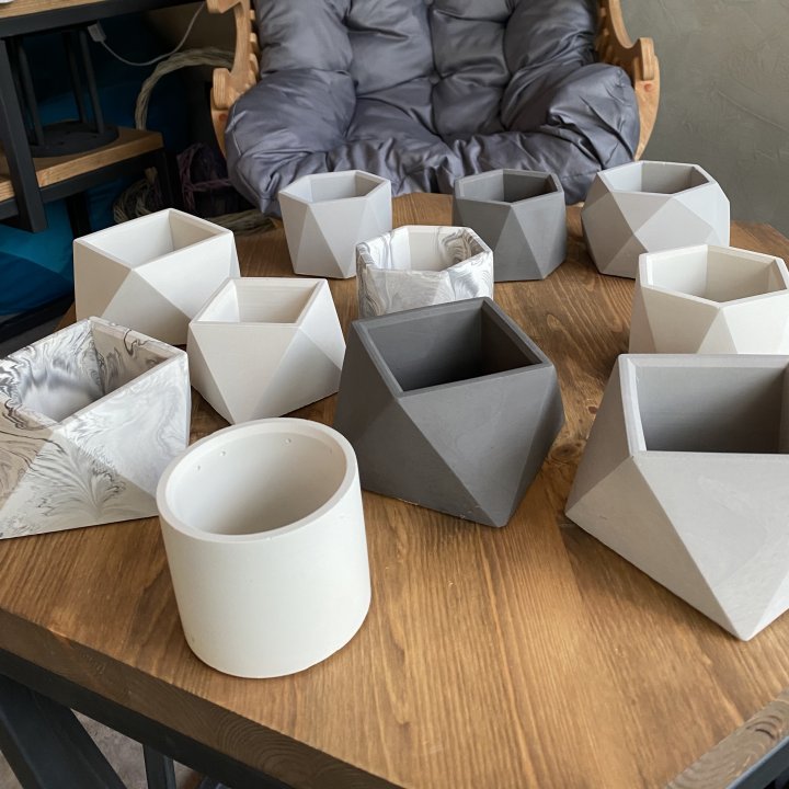 Дизайнерское кашпо в Твери