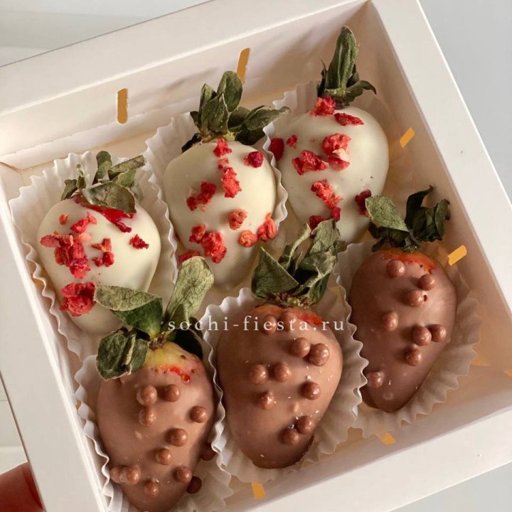 Клубника в шоколаде 6 ягод в Твери
