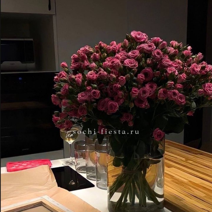 Цветочная подписка "Пакет большой" в Твери