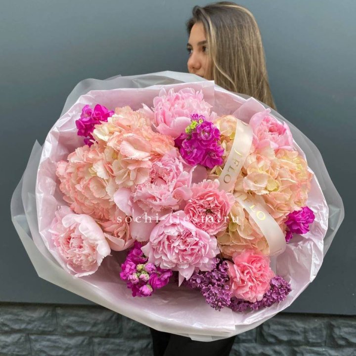  Букет "Фловер пионс" в Твери