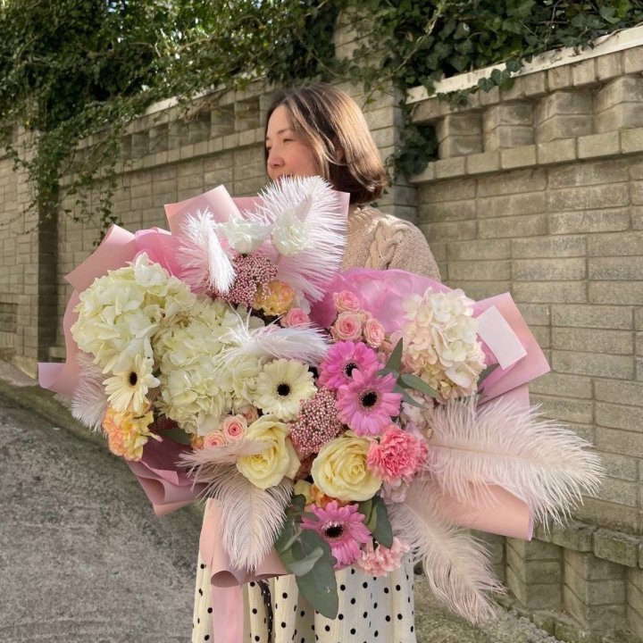 Дизайнерский букет "Валенсия" в Твери