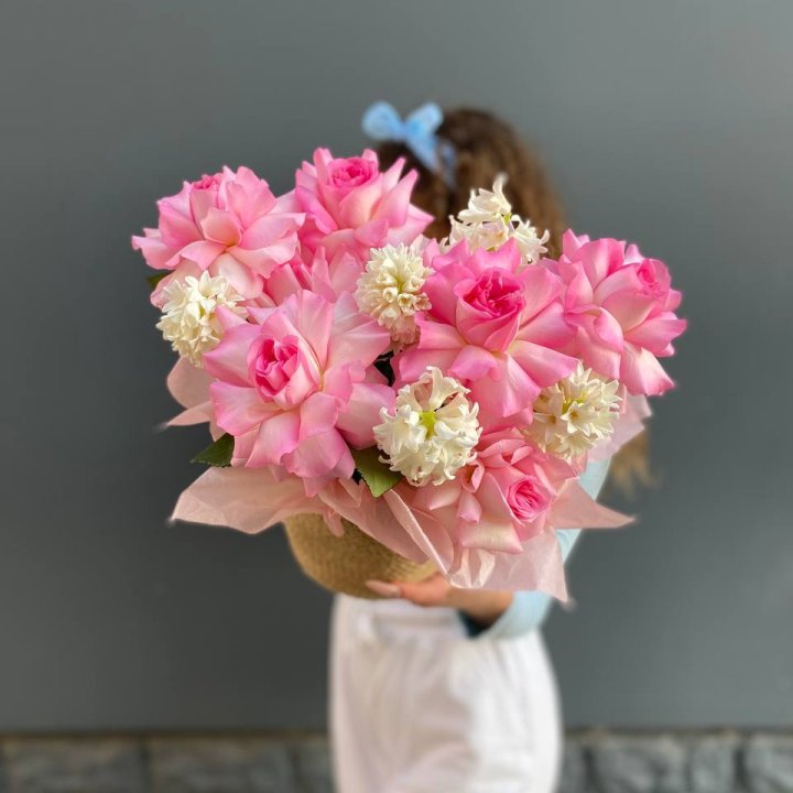 Дуо розы и гиацинты в Твери