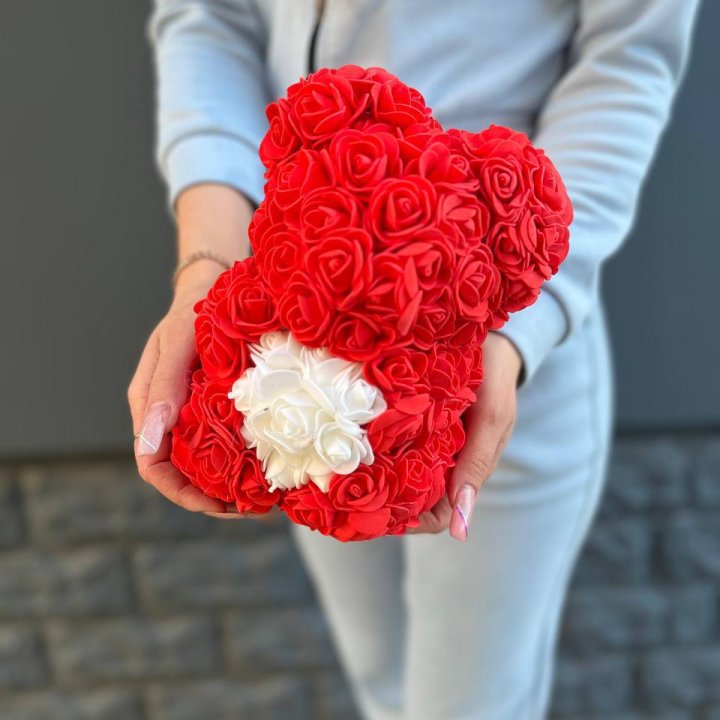 Медведь с белым сердцем в Твери