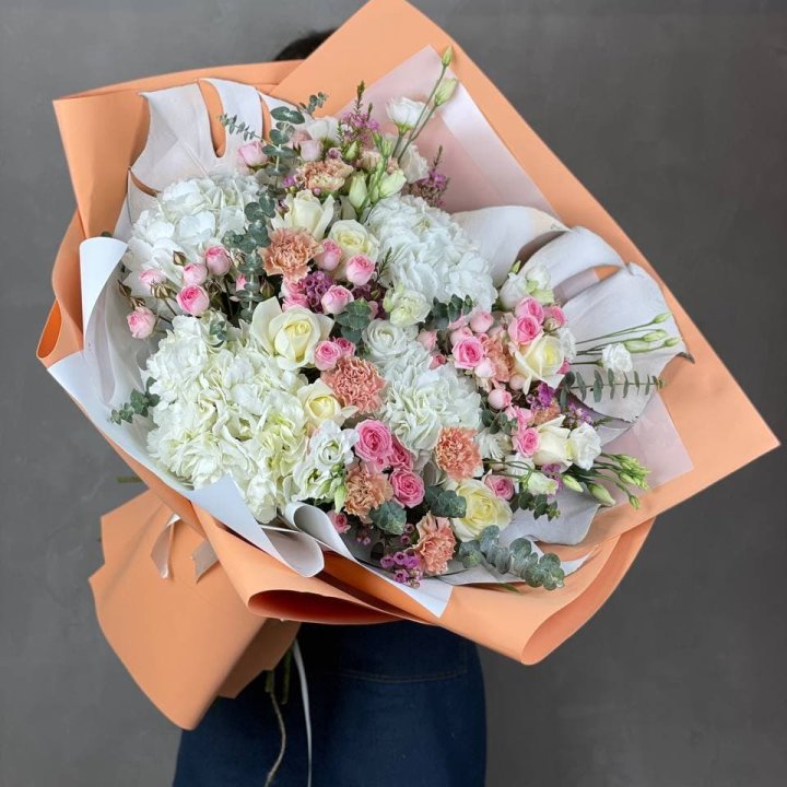 Макси-букет кремовый в Твери