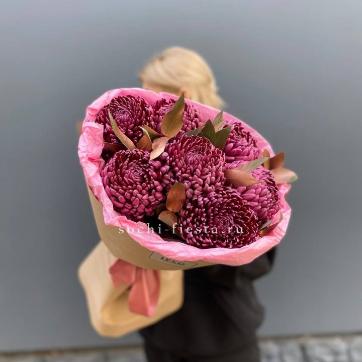 7 Хризантем Бигуди в золоте в Твери