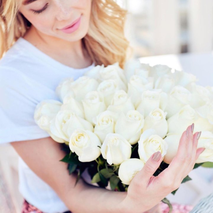 Букет высоких роз "Облака" в Твери