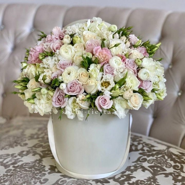 Цветочный бокс "Ловинг" в Твери