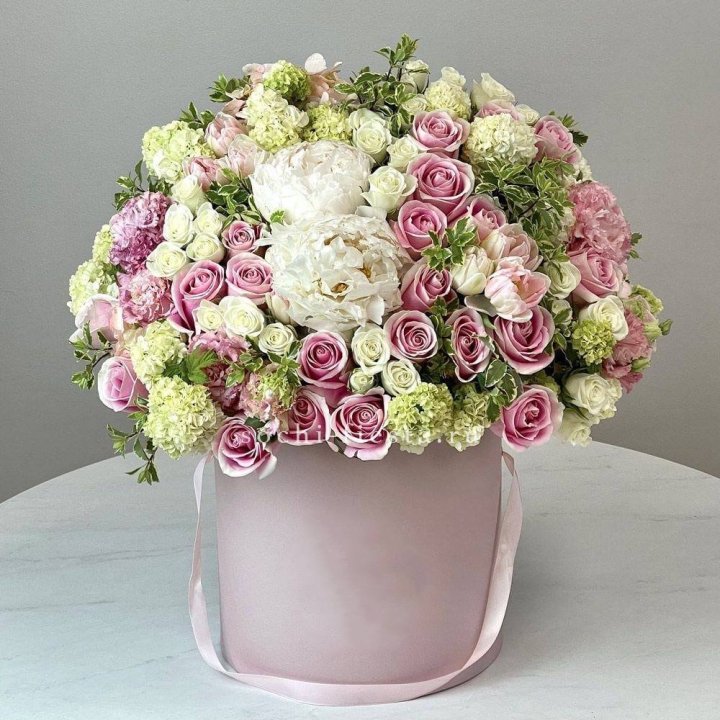 Цветочный бокс "Фантастик" в Твери