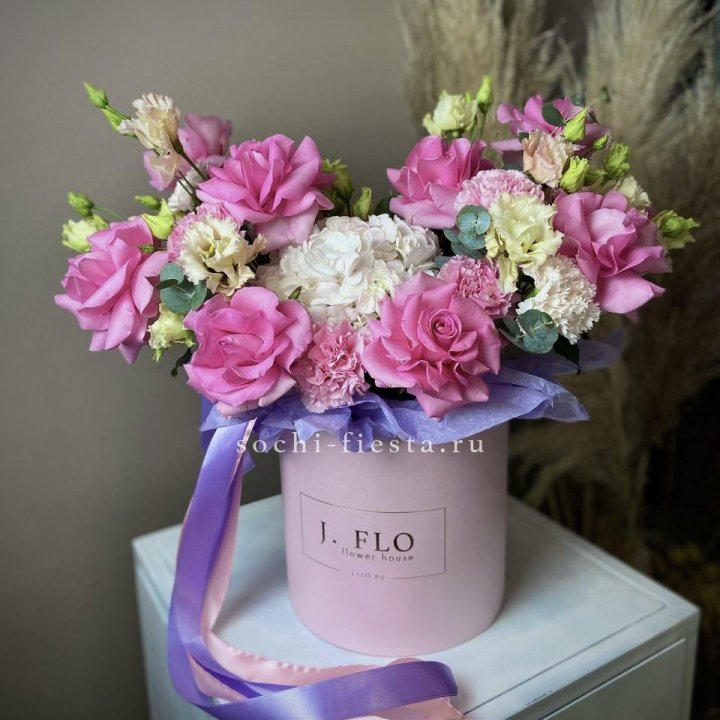 Цветочная коробка "Мишель" в Твери