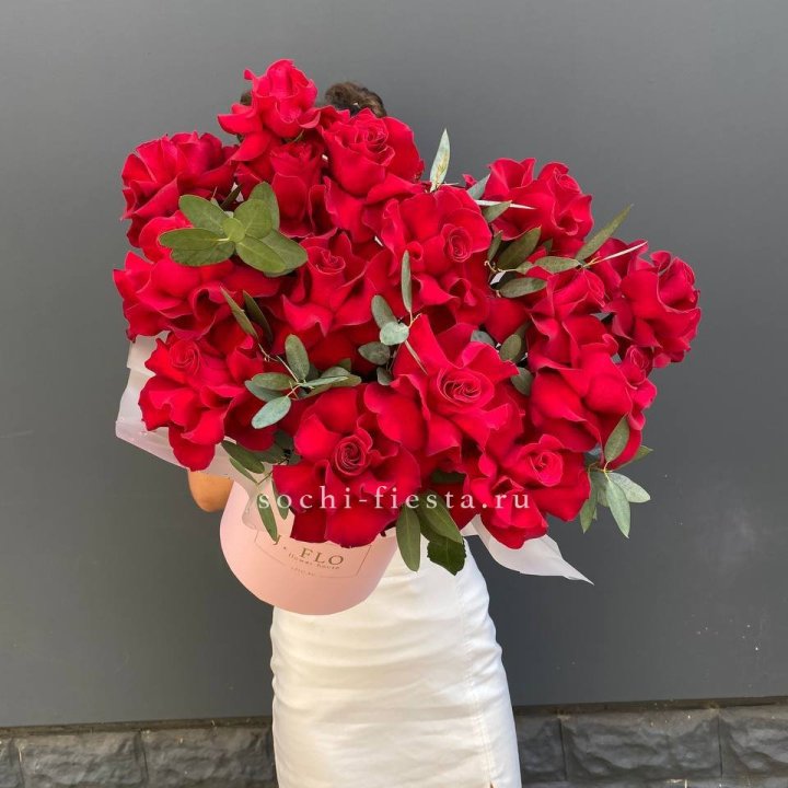 Бокс из 17 французских роз в Твери