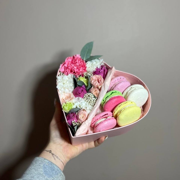 Дуо цветы и макаронсы в Твери