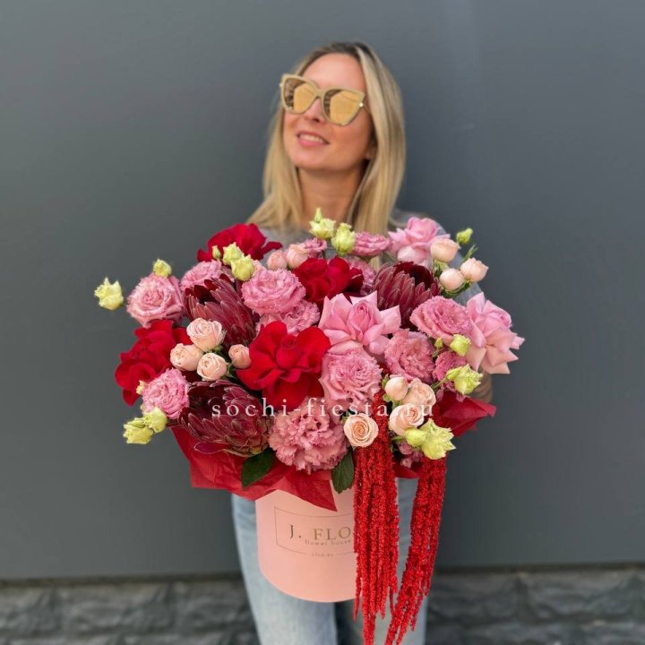 Дизайнерский цилиндр "Криотель" в Твери