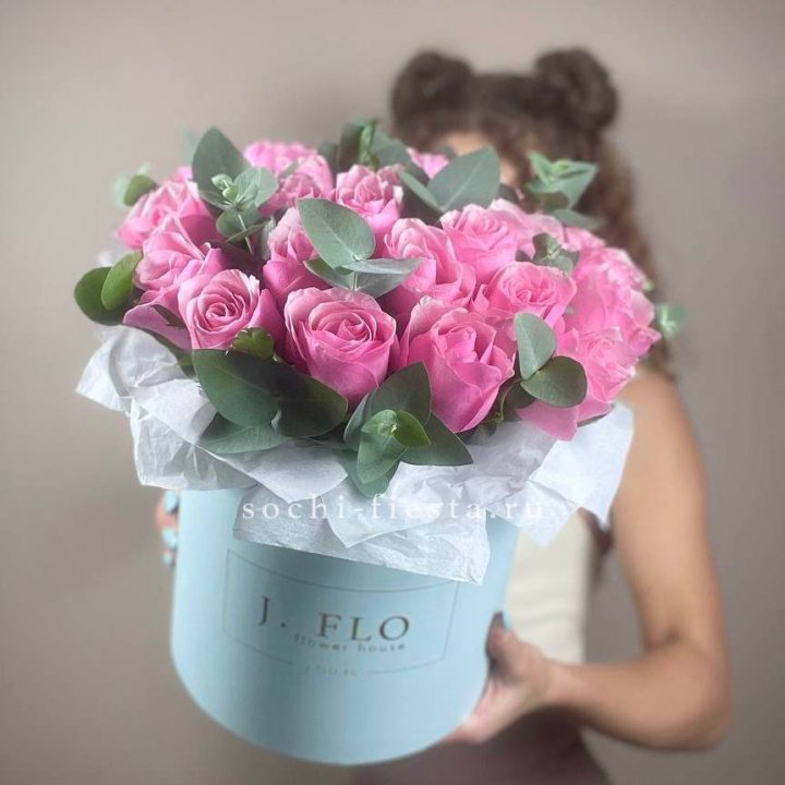 Бокс 27 роз в Твери