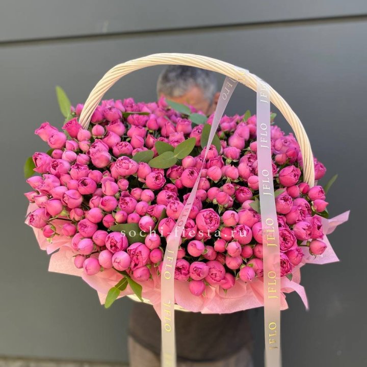 Корзина роз Мисти Баблс 101 в Твери