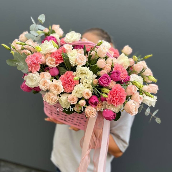 Цветочная корзина "Флоренция" в Твери