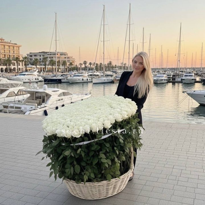 301 высокая роза в корзине в Твери