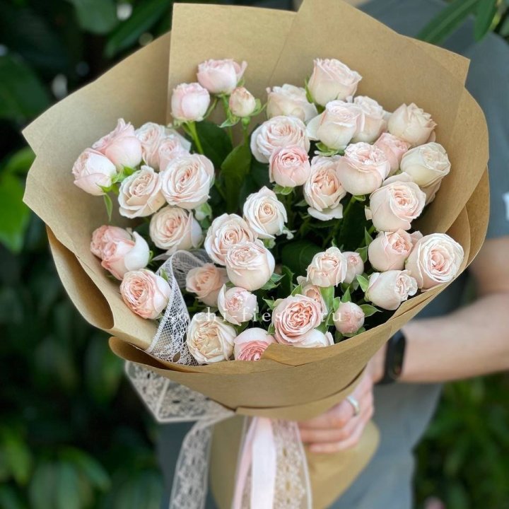 Кустовые розы букет №1 в Твери