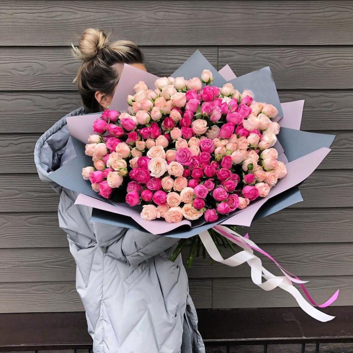 55 роз микс кустовых в Твери