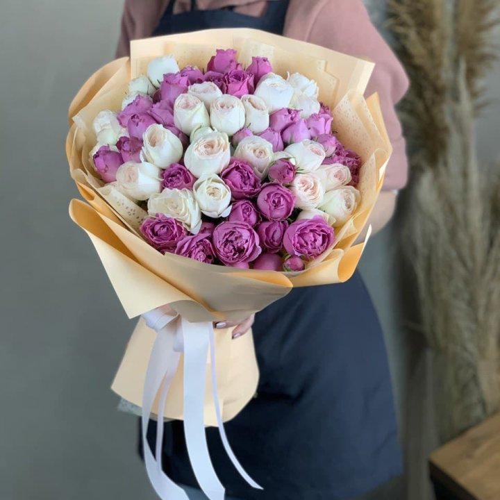 Букет кустовых роз Джулиана в Твери