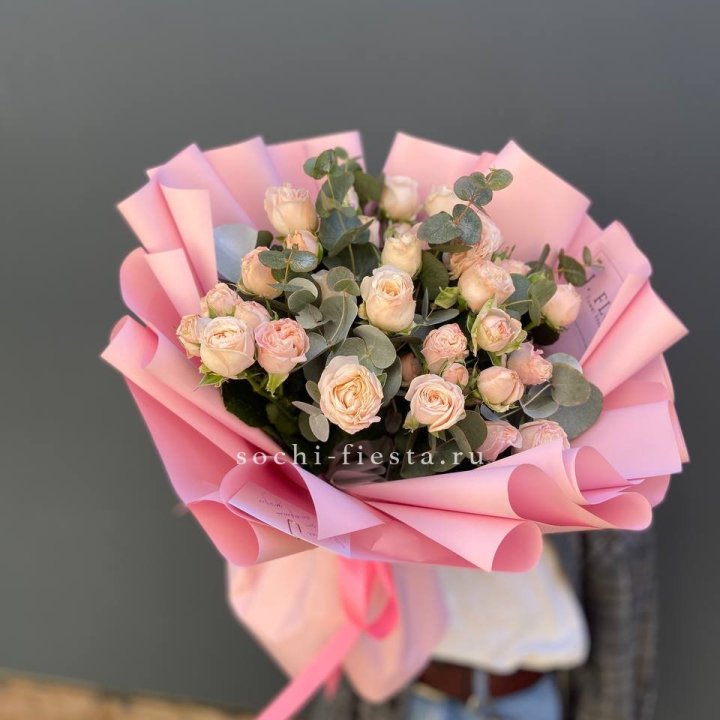 Букет пионовидных роз Cute Love в Твери