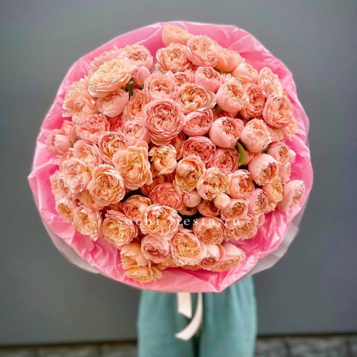 Букет кустовых пионовидных роз Джульетта "Принцесса" в Твери