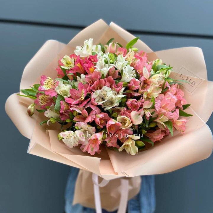 Букет альстромерий "Вандер" в Твери