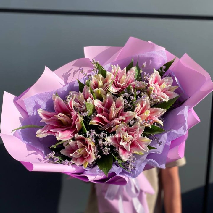 Букет пионовидных лилий №4 в Твери