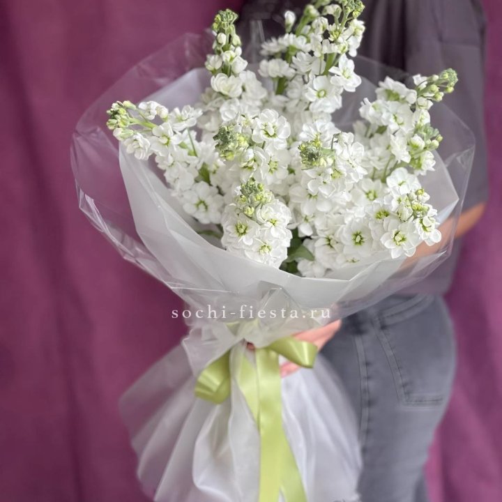 Букет ароматной маттиоллы №1 в Твери