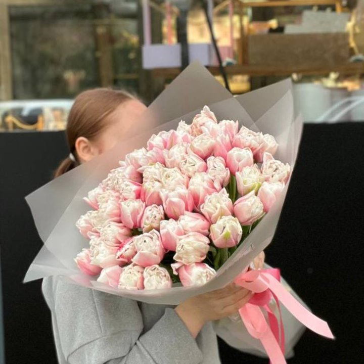51 нежный тюльпан в Твери