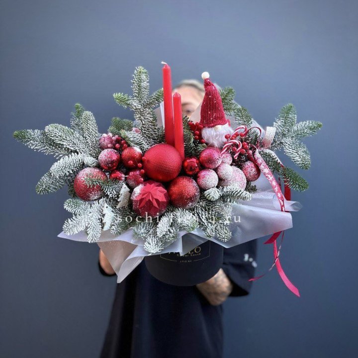 Композиция "Мери крисмас ред" в Твери