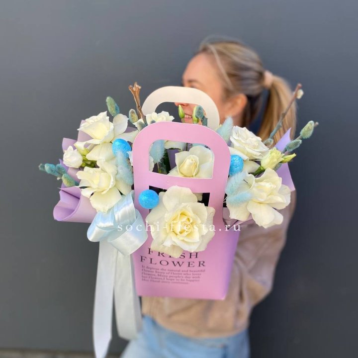 Цветочная сумочка "Пасхальная композиция" в Твери