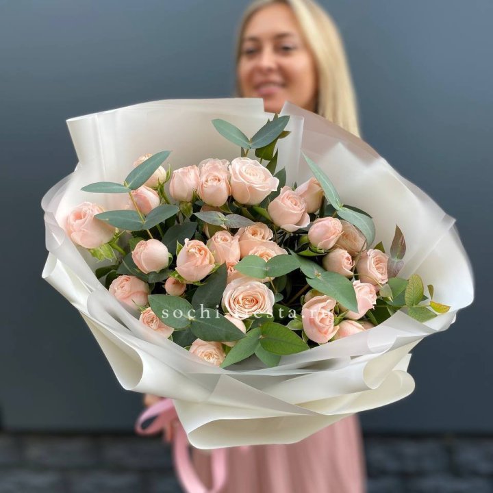 Букет кустовых роз "Фреш" в Твери