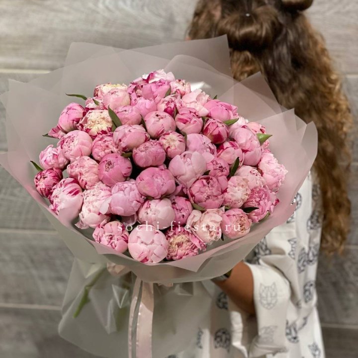 51 розовый пион в Твери