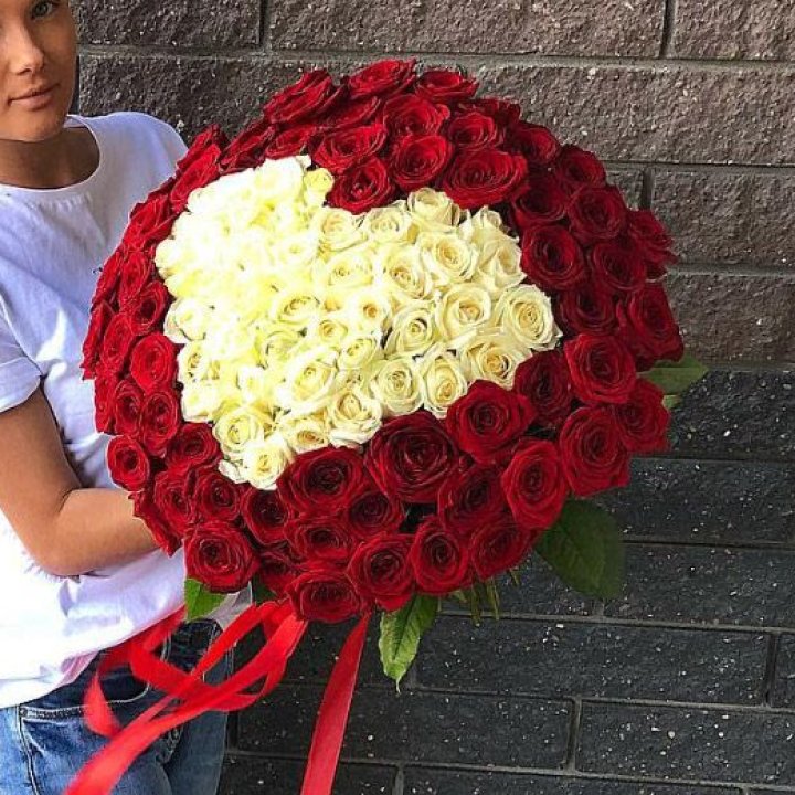 101 роза "Сердце" в Твери