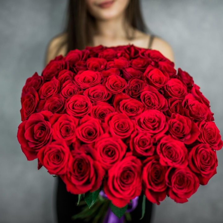 51 красная роза в Твери