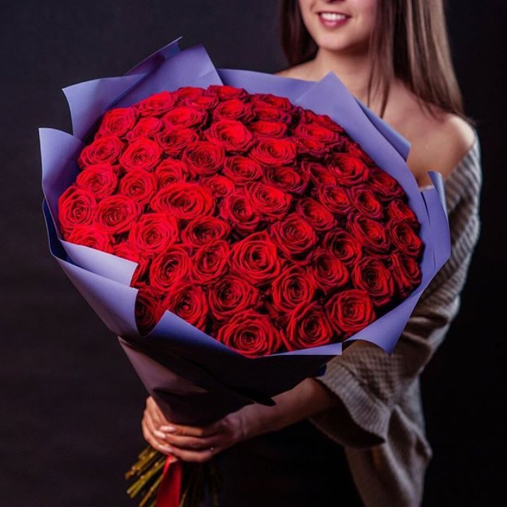 71 красная роза в Твери