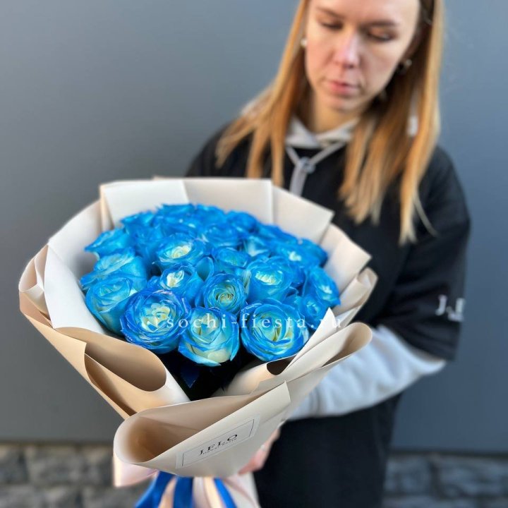 Букет синих роз блю логан в Твери
