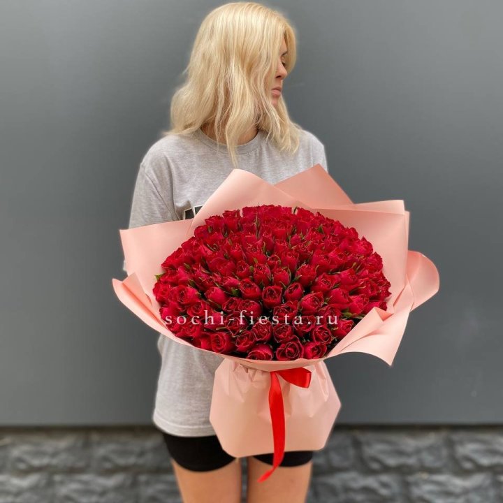 101  красная кенийская роза  в Твери