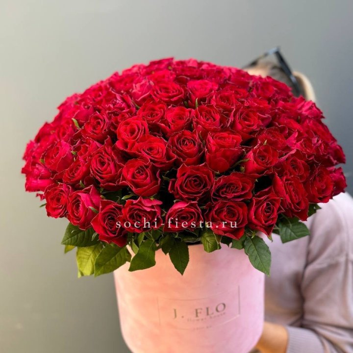 101 кенийская роза в цилиндре в Твери