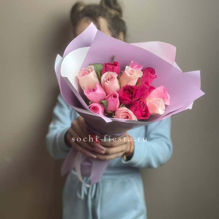 Букет из 15 роз Микс (Кения) в Твери