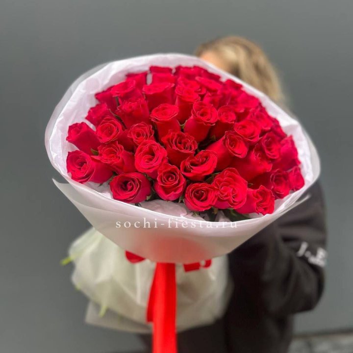 55 красных роз "Амелия" в Твери